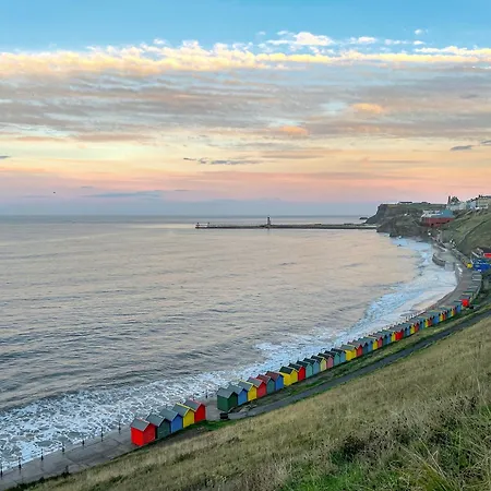 Apartment Royal Hideaway - Uk48451 Whitby